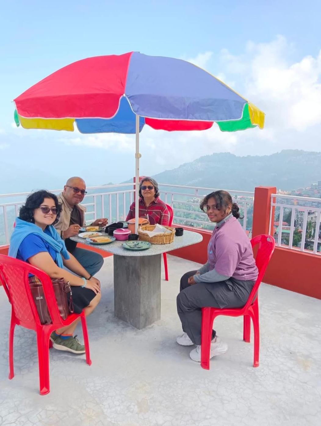 Rambler'S Nesting Homestay Darjeeling  Exterior photo